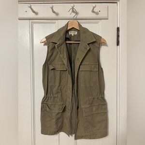 Madewell Cargo Utility Vest — Olive Green, Oversized Fit, Hidden Tie Waist | US